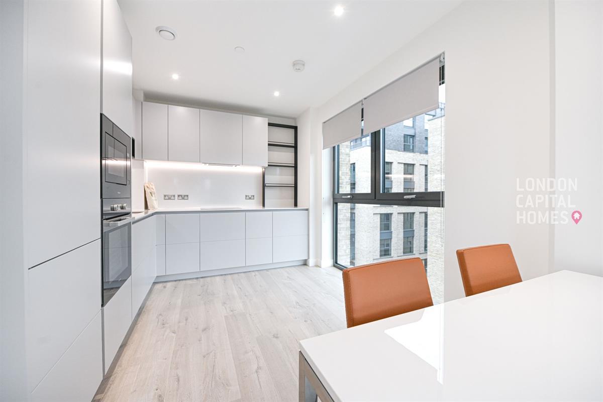 2 bed property in Darter House, Anax Street, LONDON